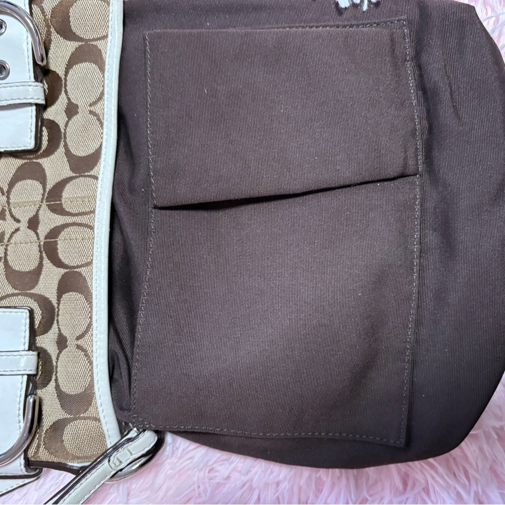 Signature Brown and White vintage Coach Soho shoulder Bag - Picture 10 of 10